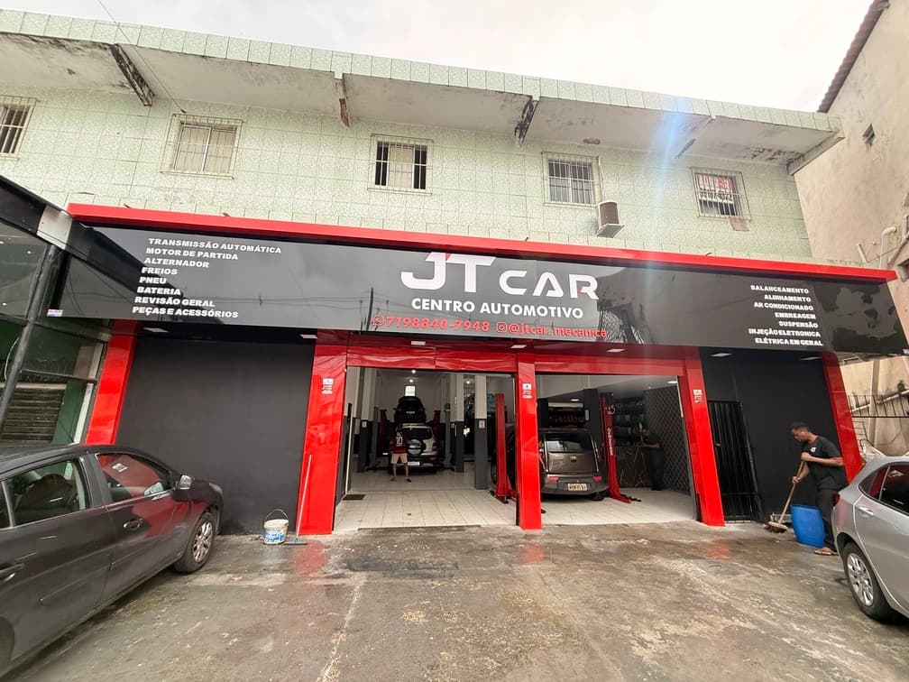 Fachada da nova unidade da JT Car em Vale dos Lagos, Salvador.